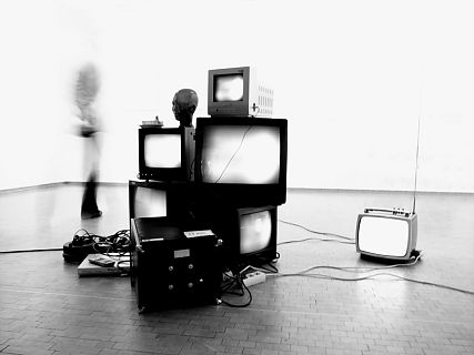 monitor, 2009. 